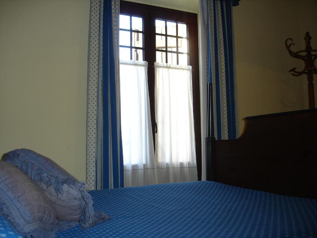 לקומברי Hostal Ayestaran II חדר תמונה